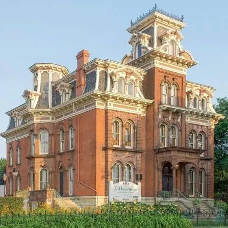 Jacob_Henry_Mansion